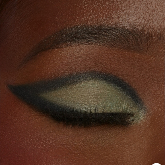 Tarte Maneater Nightfall Eyeshadow Palette NIB 1 g/.035 oz × 24 Gorgeous colors - Picture 6 of 7